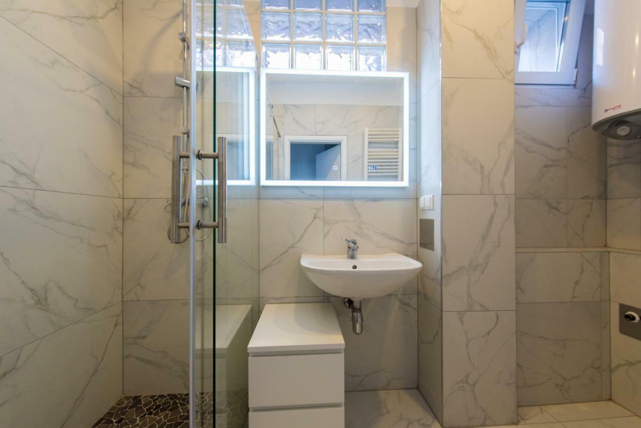 Apartamento Let It Be Vienna U1, U2, U4 Karlsplatz Oper Exterior foto